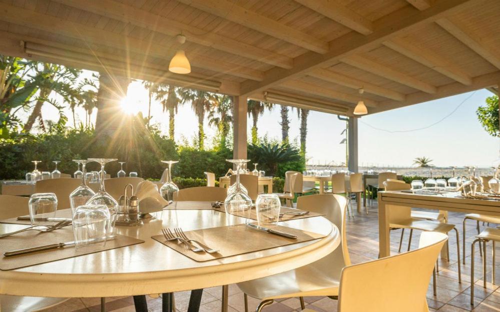 Fruit Village Mortelle Le Dune Beach Resort Kültér fotó